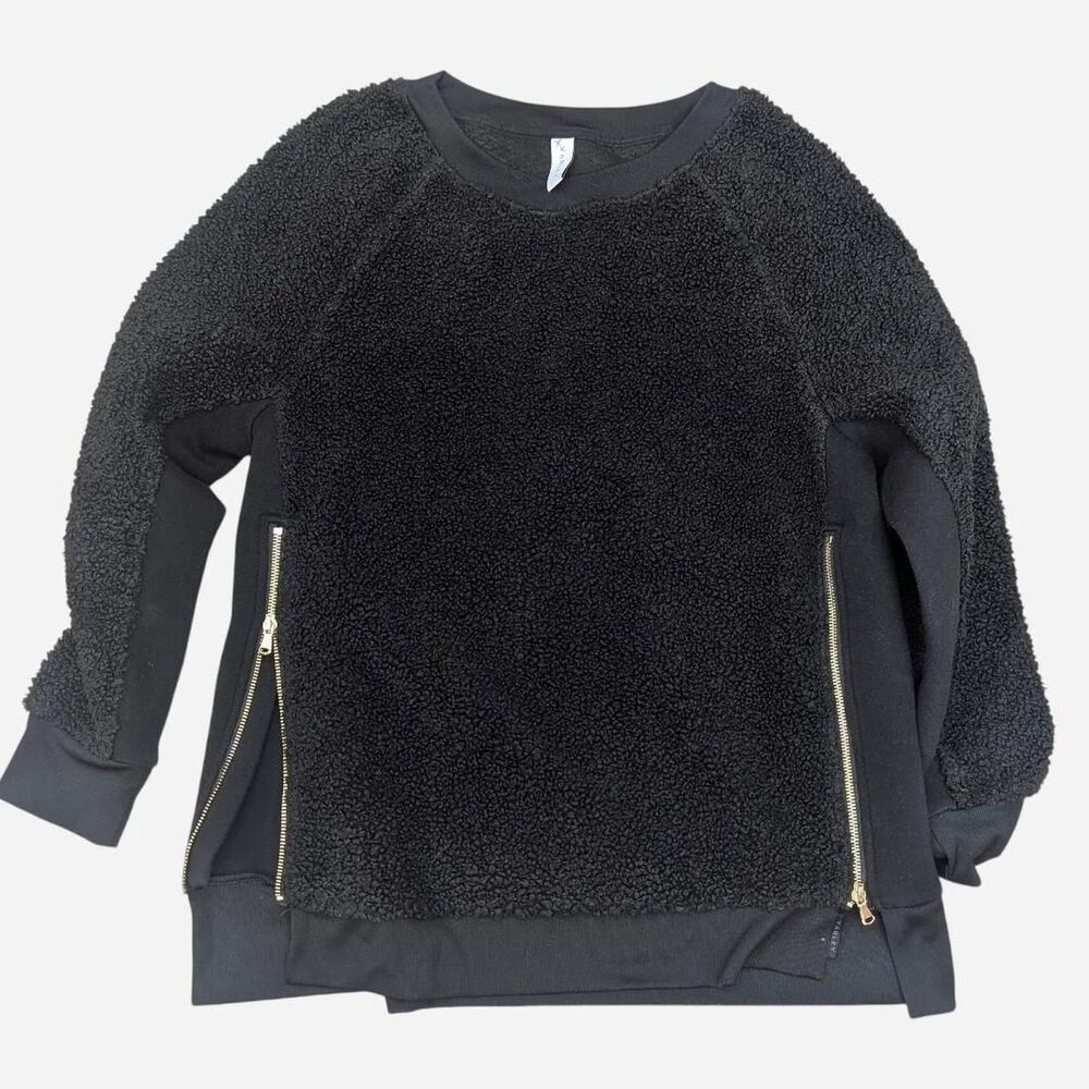 Varley Black Sherpa style Sweatshirt with hip zippers